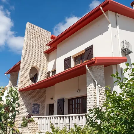 Casa de hóspedes Telesico Residencia